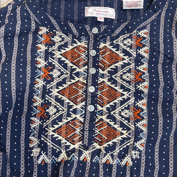 Two spring blouses - Picture 2 of 3